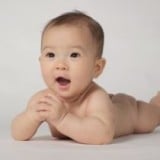赤ちゃん 笑顔 はらばい ずりばい 赤ちゃん6か月