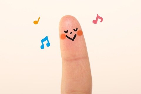 指 ニコニコ 笑顔