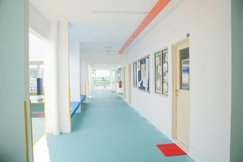 風景 廊下 建物 教室