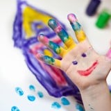 2歳 子供 手 お絵かき