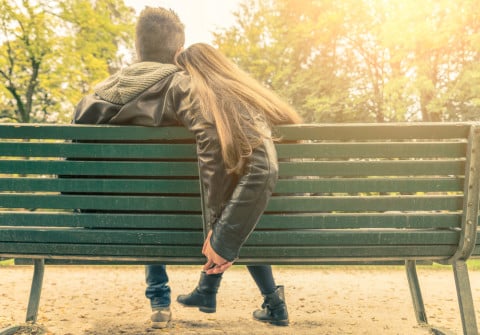 女性 カップル 家族 夫婦