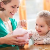 ママ 女の子 子供 お金 貯金