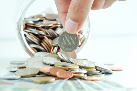 お金 100円