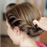 女性 ヘアアレンジ 髪型
