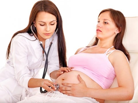 妊婦 検査 女性 医者 検診