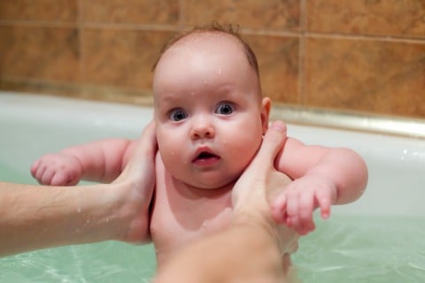 入浴 赤ちゃん 乳児 お風呂