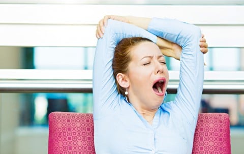 女性 眠気 睡眠不足