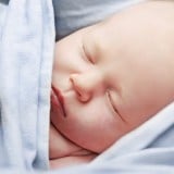 赤ちゃん スリング 眠る ねんね 抱っこ