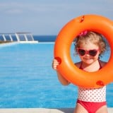 プール 子供 水着 浮き輪 サングラス