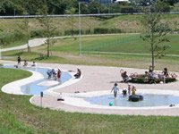 要出典 境川遊水地公園 じゃぶじゃぶ池