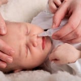 赤ちゃん 新生児 鼻水 吸引