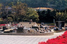 要出典 じゃぶじゃぶ池 大隅広域公園 噴水広場