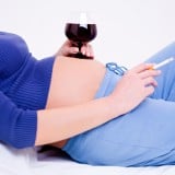 妊婦 不健康 タバコ 酒 飲酒 喫煙
