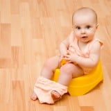 トイレ トレーニング おまる 赤ちゃん