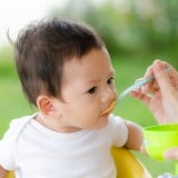 離乳食 食事 おでかけ 外出 公園