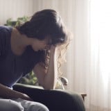 女性 体調不良 不調 不安 病気
