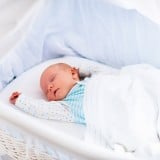 新生児 赤ちゃん 肌着 睡眠 眠る ゆりかご