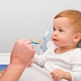 離乳食 赤ちゃん ごはん 食事 スプーン
