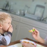 反抗期 食事 拒否 子供 好き嫌い