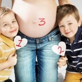 子供2人 妊婦 家族 男の子