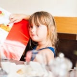 子供 レストラン メニュー