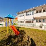 保育園 幼稚園 遊具 園庭