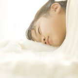 布団 子供 寝る 毛布 睡眠