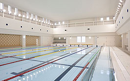 要出典 プール 水遊び 神奈川県 川崎市 多摩スポーツセンター