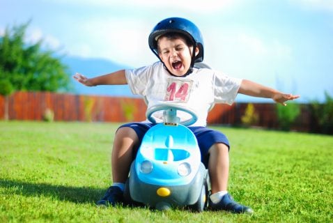 乗り物 乗用玩具 男の子 外 遊び
