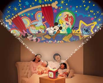 要出典 クリスマスプレゼント 2歳 3歳 男の子 タカラトミー ディズニーキャラクターズ 天井いっぱい!おやすみホームシアター