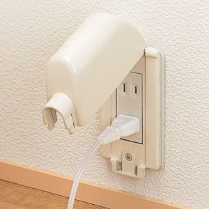 赤ちゃんを守る安全グッズ ニトムズ コンセントガード