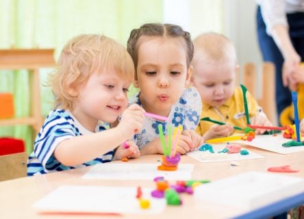 保育園 幼稚園 通園 教室 工作
