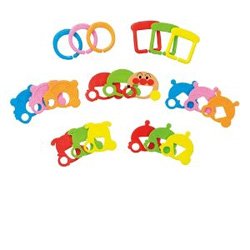 要出典 1歳児のおもちゃ バンダイ ベビラボ アンパンマン はじめてのひもとおし