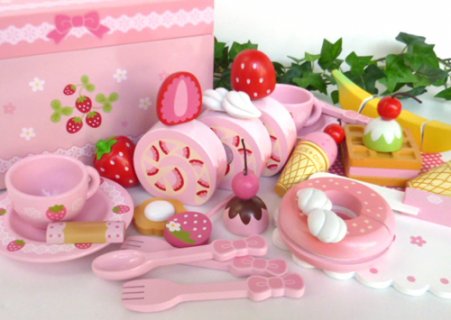 要出典 女の子4歳の誕生日 マザーガーデン 野いちご スウィートカフェリボン