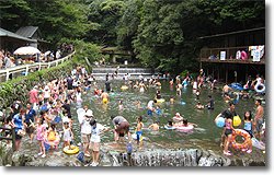 要出典 川遊び 多度川 多度峡天然プール 三重県桑名市