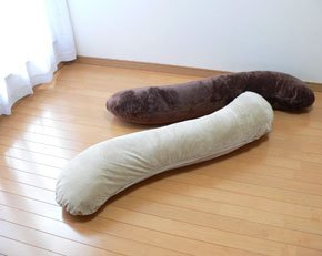 要出典 妊婦の抱き枕 エムール 抱き枕
