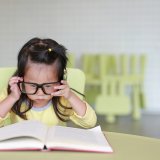 子供 本 読書 眼鏡 勉強