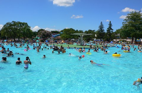 立川市プール 国営昭和記念公園レインボープール
