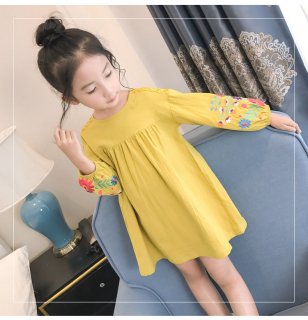 要出典 子供用ワンピース 刺繍ワンピース