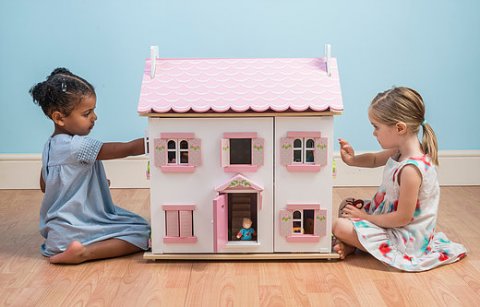 要出典 2歳 3歳 クリスマスプレゼント イギリス レトイバン ラベンダーハウス ミニチュアハウス 二階建て 屋根裏付き