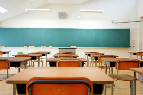 学校 机 教室
