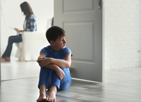 ママ 男の子 反抗期 中学生