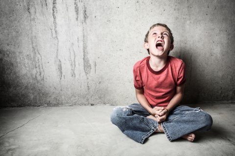 男の子 反抗期 小学生