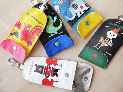 要出典 小学校 入学祝い 女の子 プレゼント アーティミス リール付キーケース