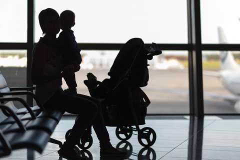 赤ちゃん 飛行機 空港