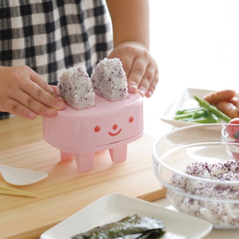 要出典 おにぎり 型 曙産業 いちどに2個できる おにぎりだピョン!