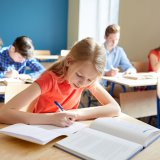 勉強 女の子