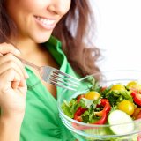 女性 食事 ビタミン
