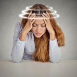 めまい 女性 悩み ふらつき 体調不良