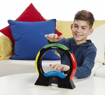 要出典 8歳 誕生日プレゼント ハスブロゲーム サイモン エア